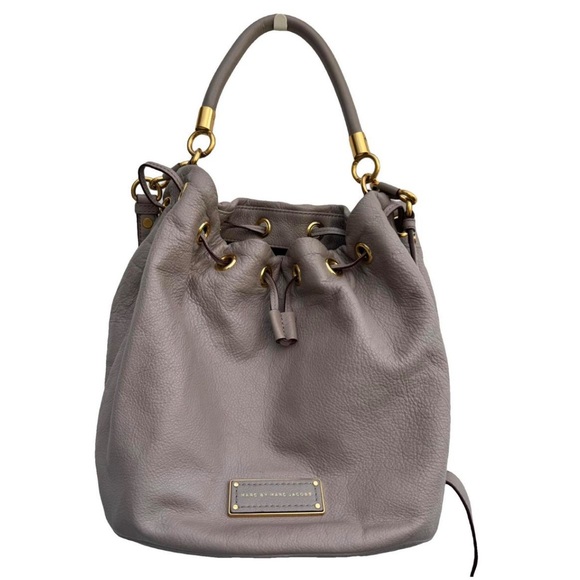 Marc By Marc Jacobs Handbags - Marc by Marc Jacobs Beige/Grey Leather Crossbody Interlock Hobo Bag